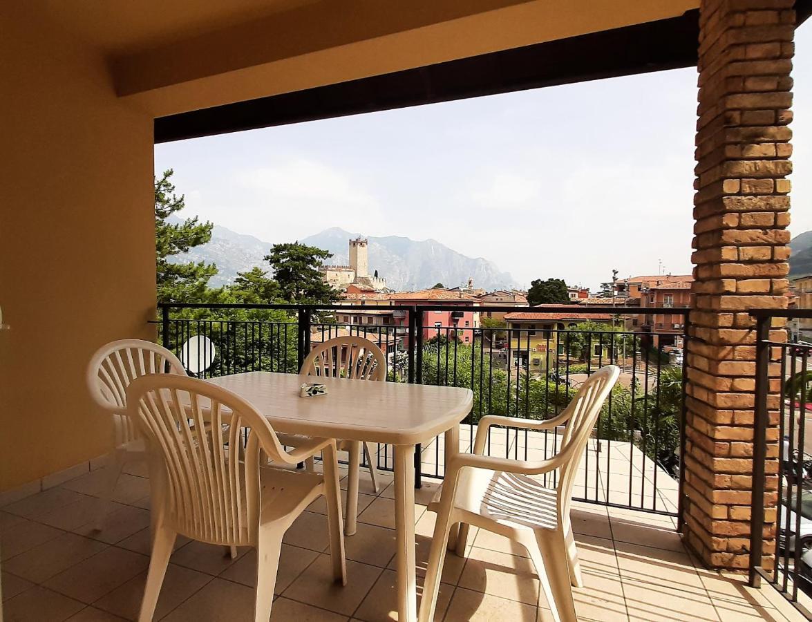Casa Gemma Apartment Малчезине Екстериор снимка