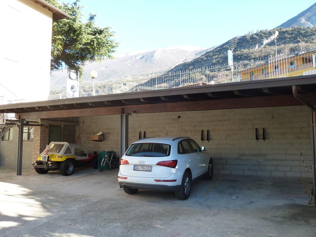 Casa Gemma Apartment Малчезине Екстериор снимка